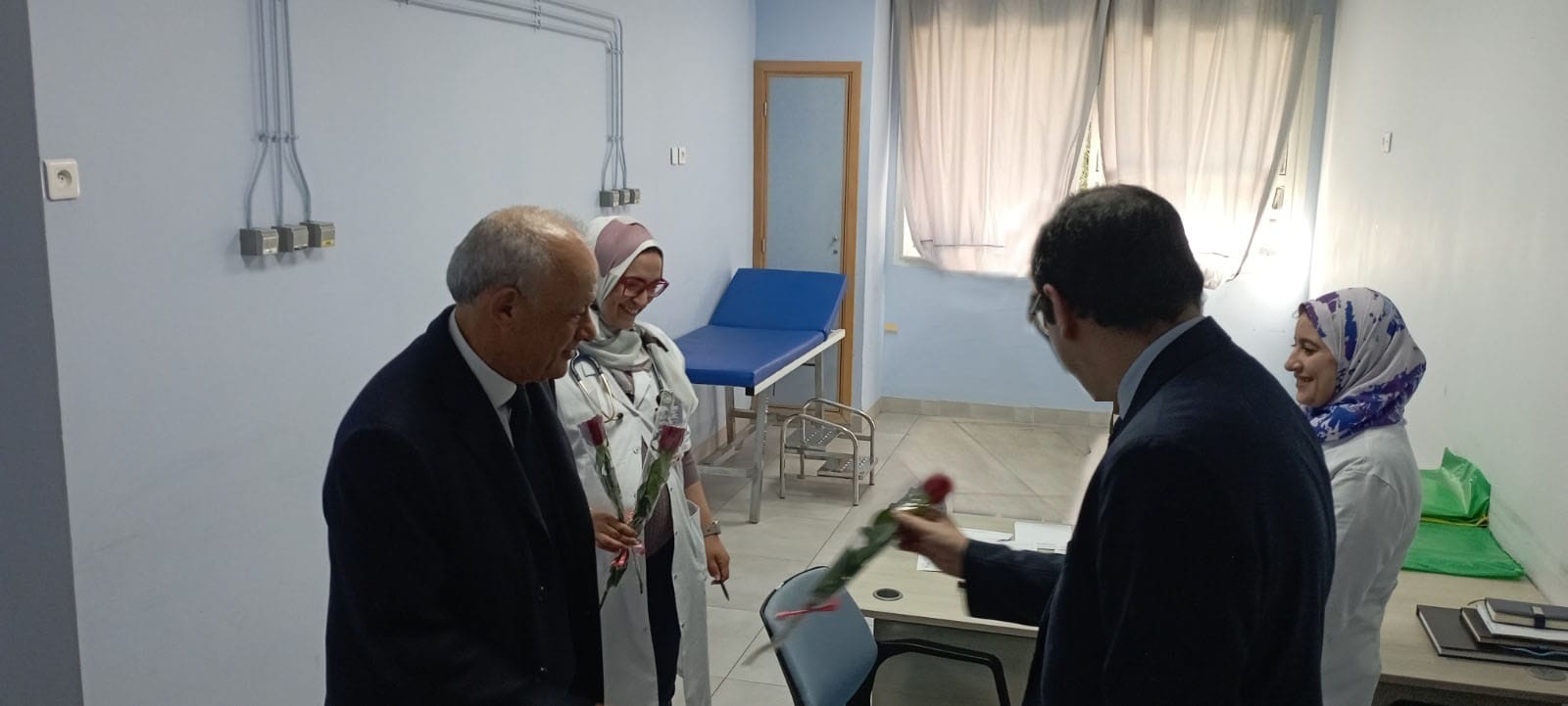 Visite de Monsieur le Wali à l’Hôpital Mère-Enfant Abderrahim Harouchi  à l’occasion de la célébration de la Journée Internationale de la femme 8 mars 2024.